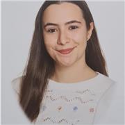 Profesora imparte clases de todas las asignaturas hasta bachillerato